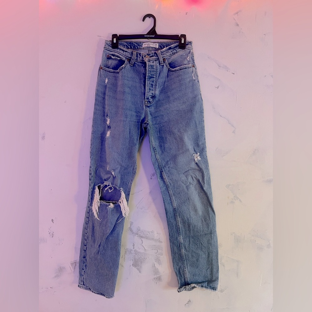 Abercrombie & Fitch "The Dad" High Rise Distressed Jean